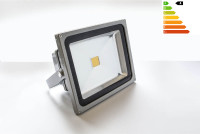 MVL LED Lampe 30W | Lichtfarbe: warm-weiß.