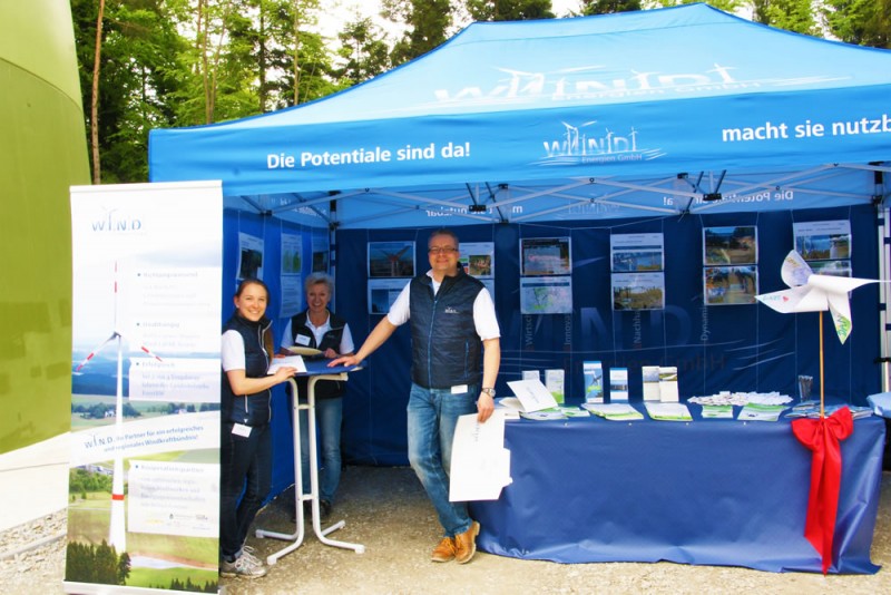 Faltpavillon mit bedrucktem Dach